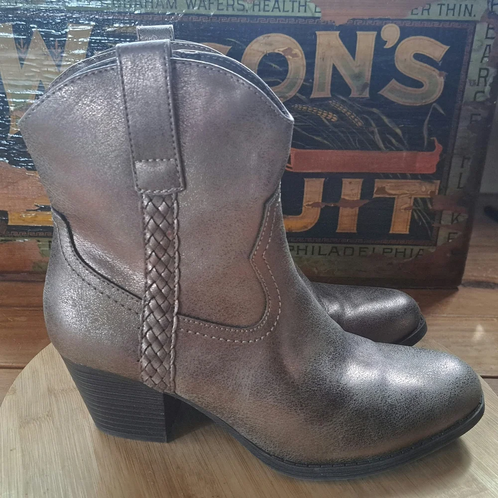 FRYE AND CO. frye co